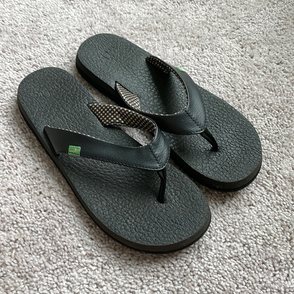 COPY - Black Sanuk flip flops